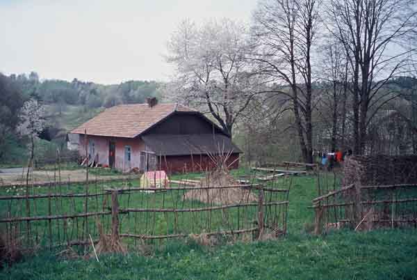 dom w kwietniu